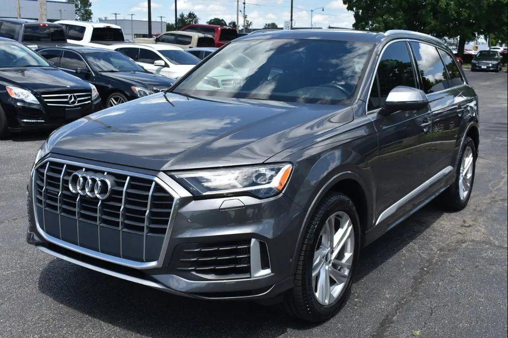 used 2020 Audi Q7 car, priced at $27,997