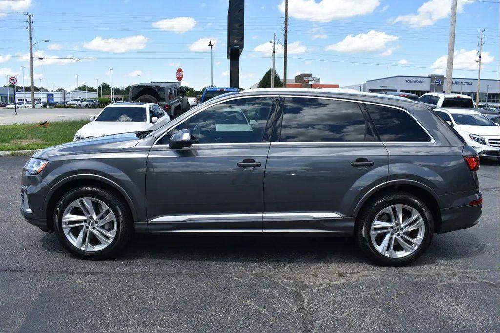 used 2020 Audi Q7 car, priced at $27,997