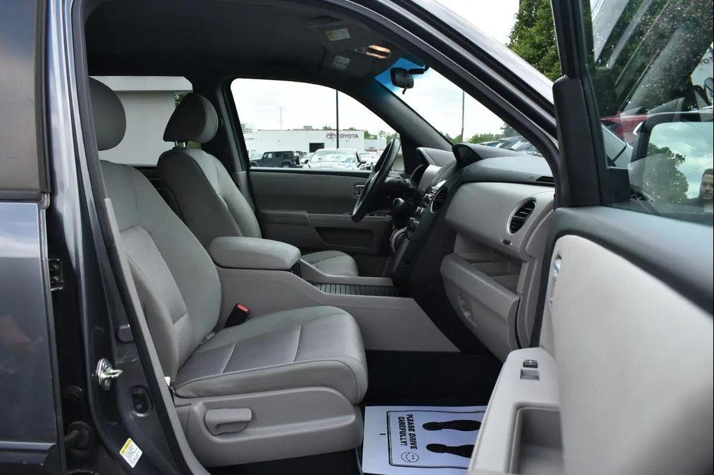 used 2013 Honda Pilot car, priced at $13,997