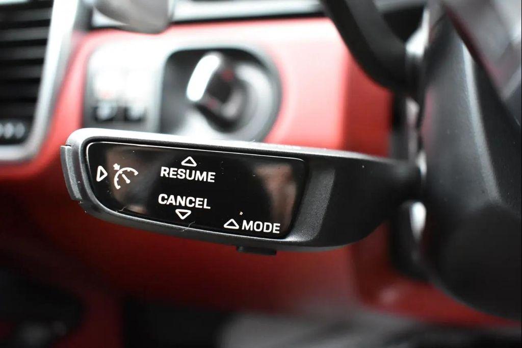 Porsche Cayenne view 49