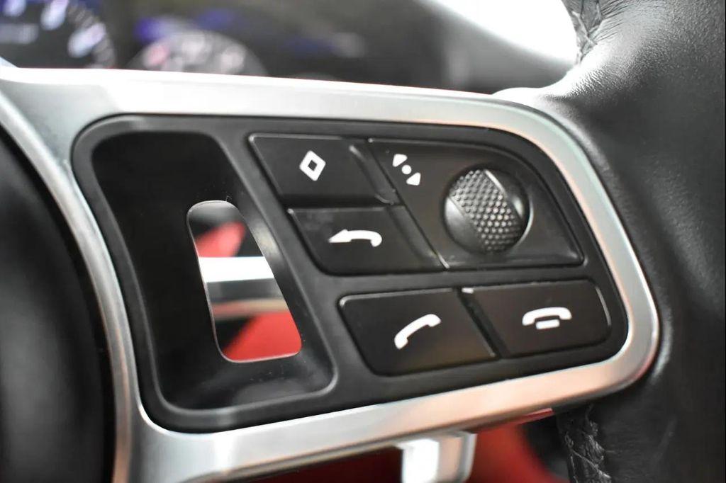 Porsche Cayenne view 47