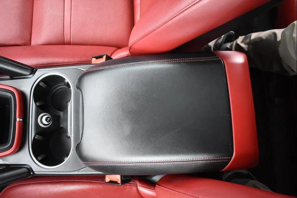 Porsche Cayenne view 44