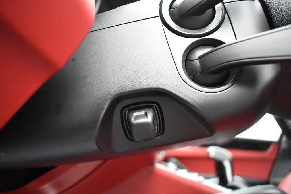 Porsche Cayenne view 52