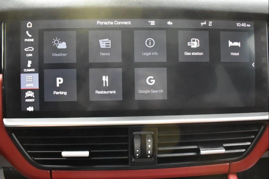 Porsche Cayenne view 38