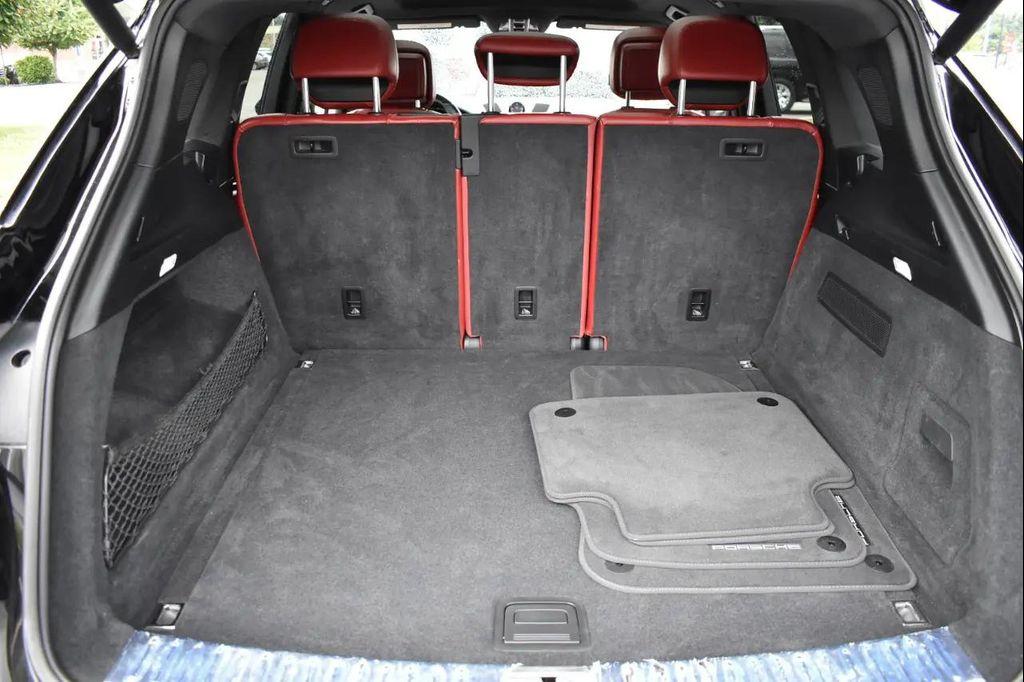 Porsche Cayenne view 68