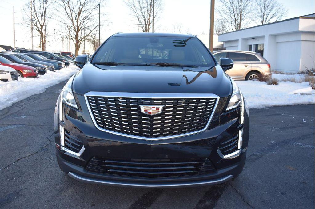 used 2024 Cadillac XT5 car, priced at $38,497