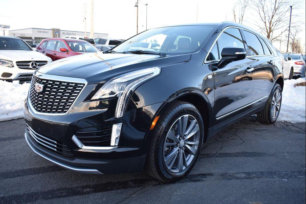 used 2024 Cadillac XT5 car, priced at $38,497