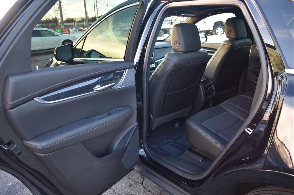 used 2024 Cadillac XT5 car, priced at $38,497