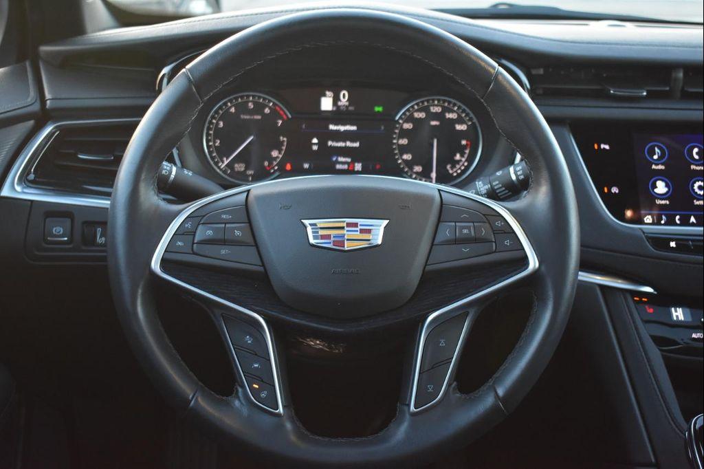 used 2024 Cadillac XT5 car, priced at $38,497