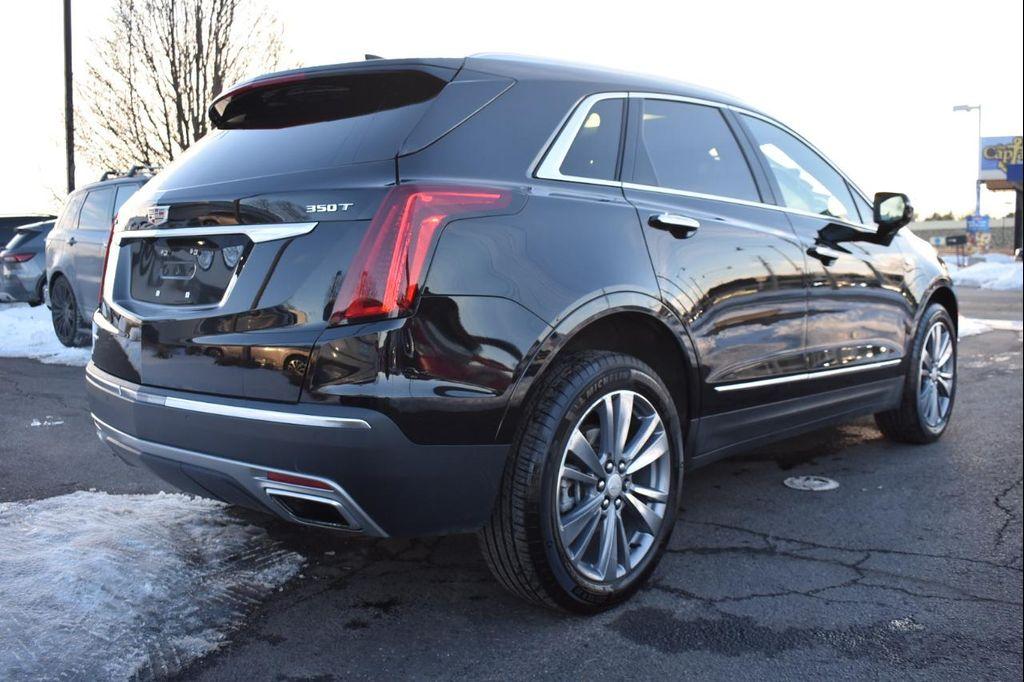 used 2024 Cadillac XT5 car, priced at $38,497