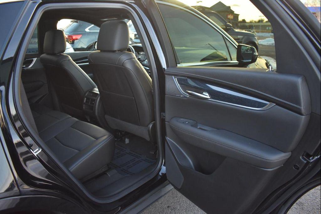 used 2024 Cadillac XT5 car, priced at $38,497