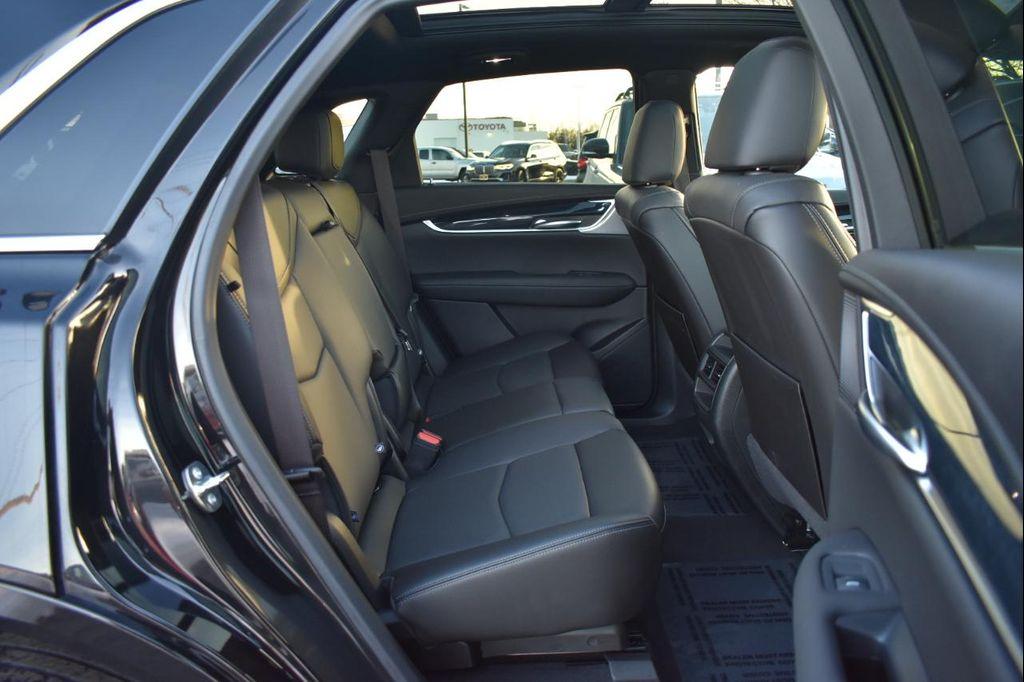 used 2024 Cadillac XT5 car, priced at $38,497