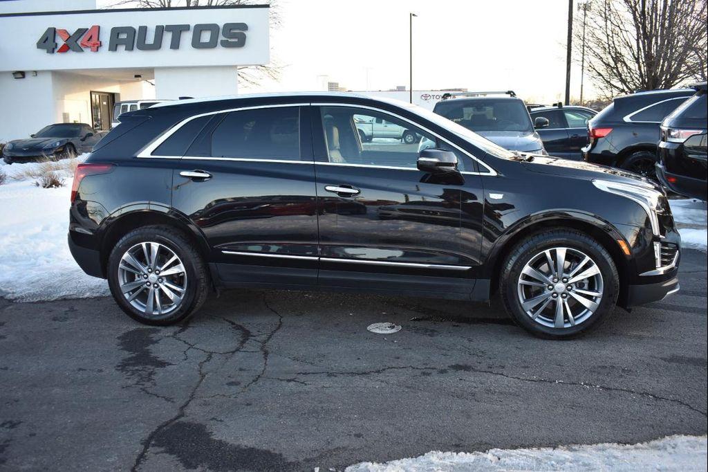 used 2024 Cadillac XT5 car, priced at $38,497