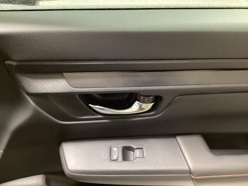 new 2026 Honda CR-V Hybrid car, priced at $41,675