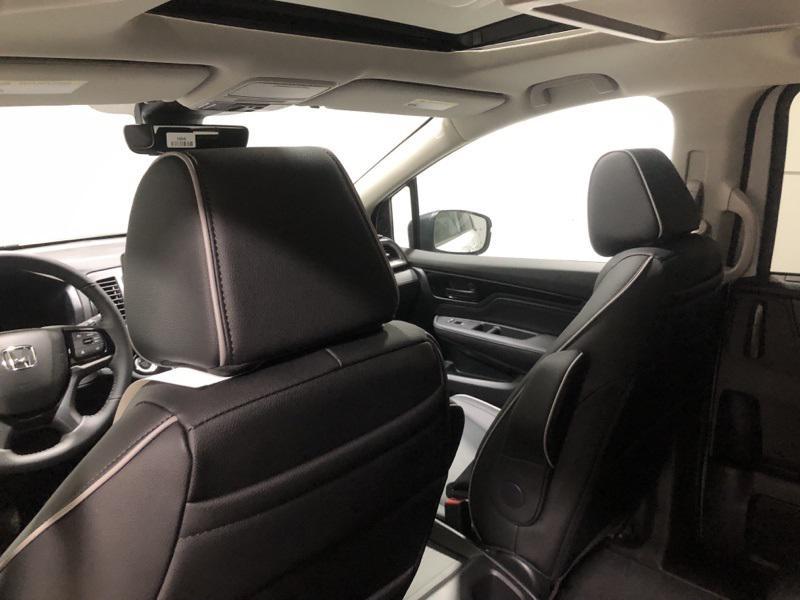 new 2026 Honda Odyssey car, priced at $45,860