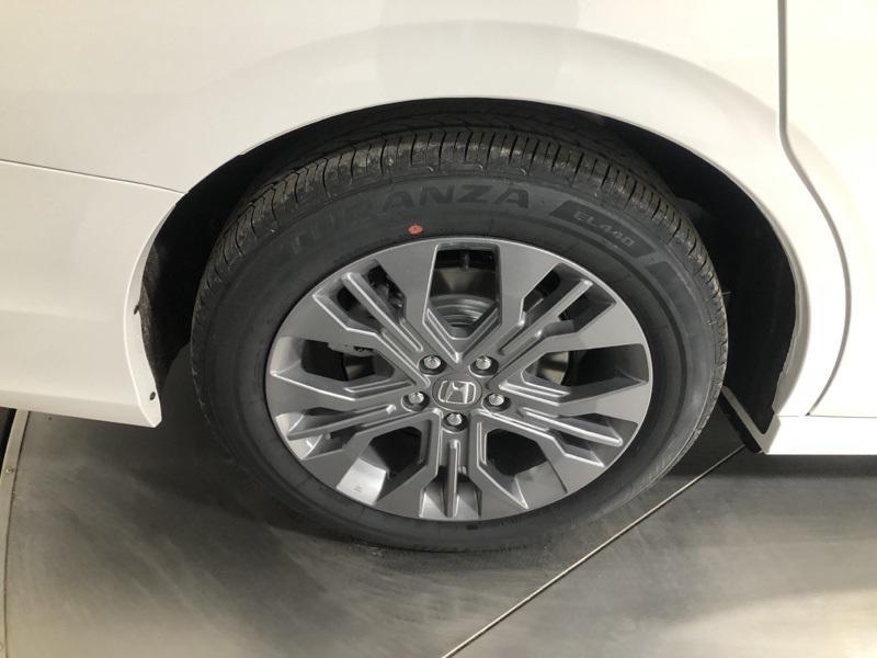 new 2026 Honda Odyssey car, priced at $45,860