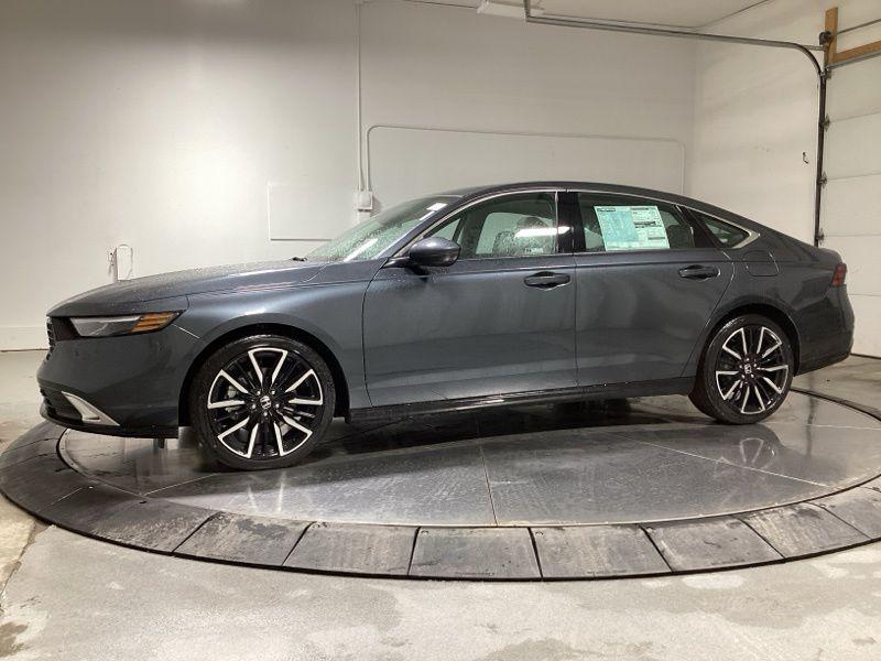 new 2026 Honda Accord Hybrid car, priced at $40,690
