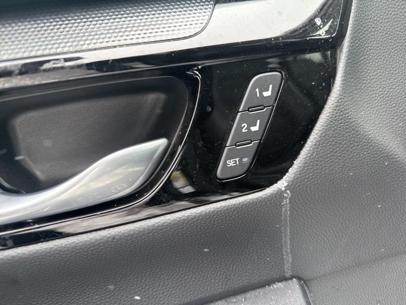 used 2023 Honda CR-V car, priced at $29,817