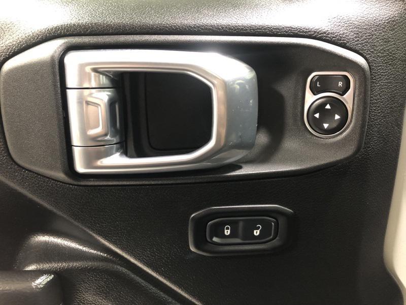 used 2023 Jeep Gladiator car, priced at $34,612