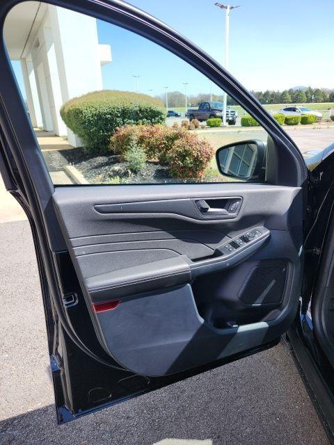 new 2026 Ford Escape car, priced at $30,180