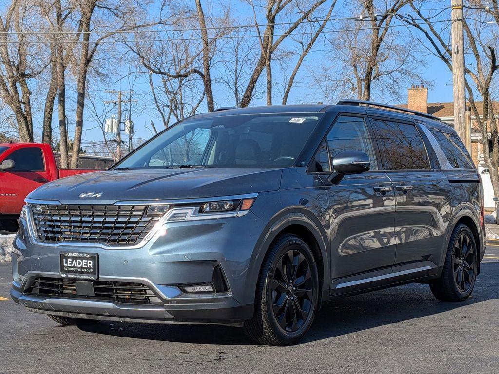 used 2022 Kia Carnival car, priced at $29,995