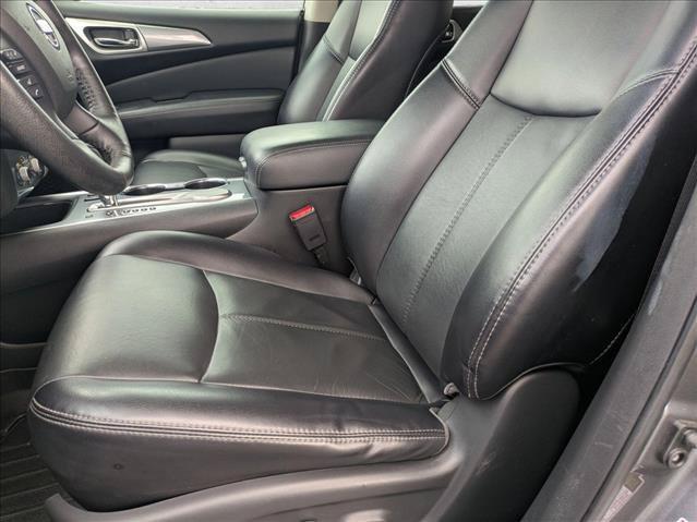 used 2020 Nissan Pathfinder car, priced at $13,492