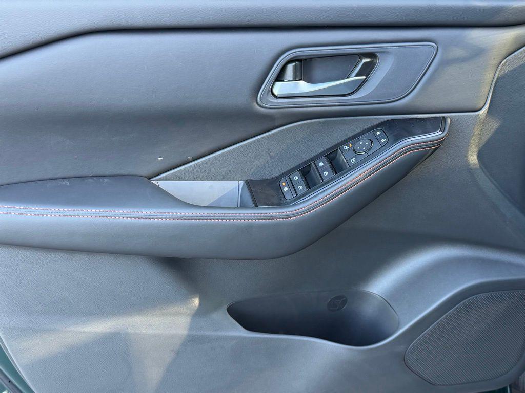 new 2026 Nissan Rogue car, priced at $31,222