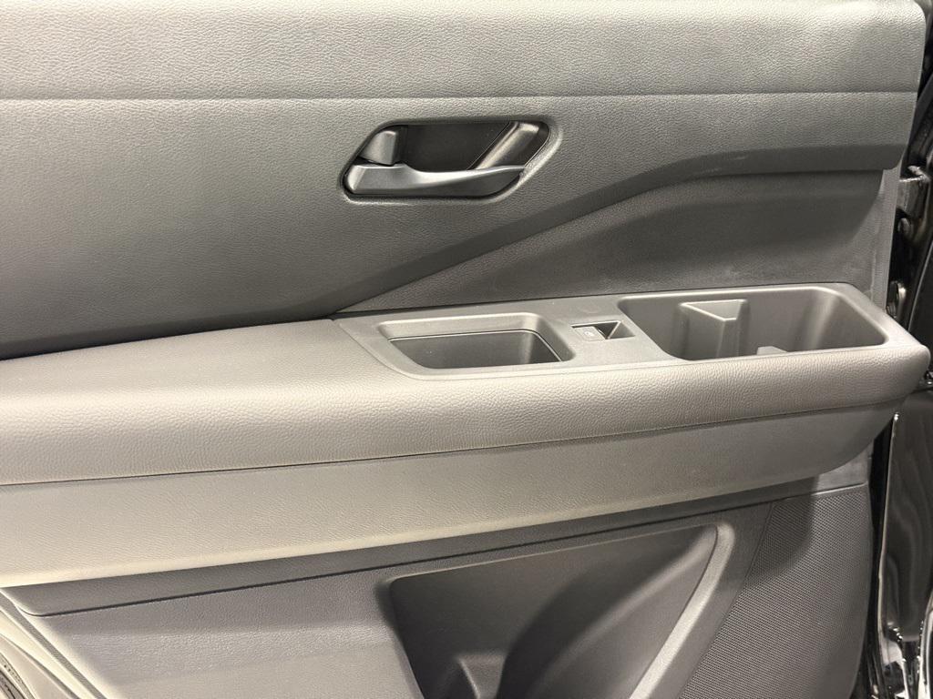 new 2026 Nissan Pathfinder car, priced at $38,397