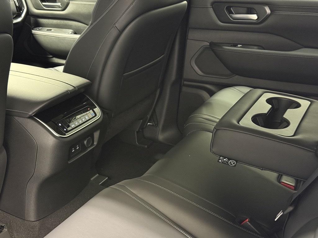 new 2026 Nissan Armada car, priced at $59,897