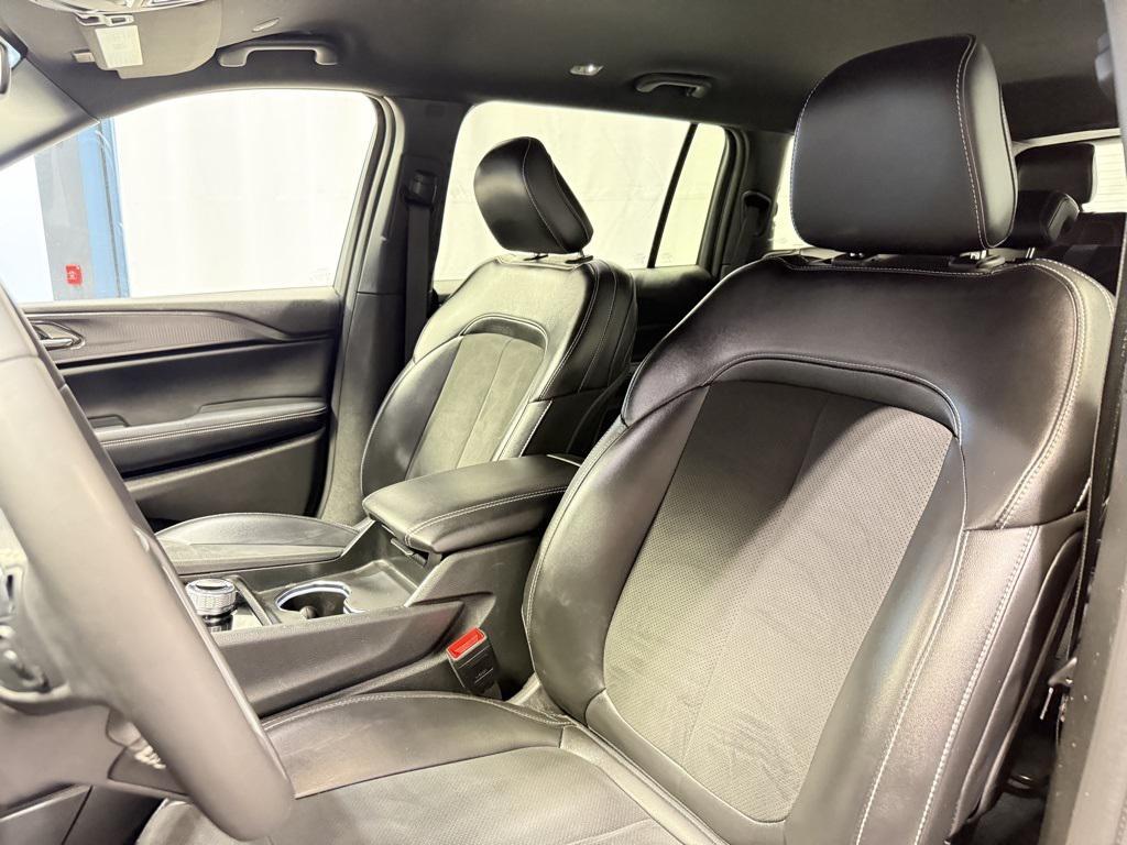 used 2024 Jeep Grand Cherokee L car, priced at $32,402