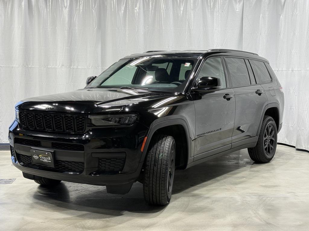 used 2024 Jeep Grand Cherokee L car, priced at $32,402