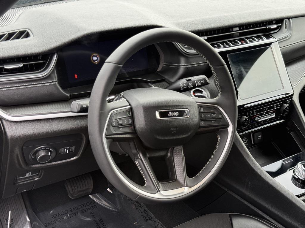 used 2024 Jeep Grand Cherokee L car, priced at $32,402