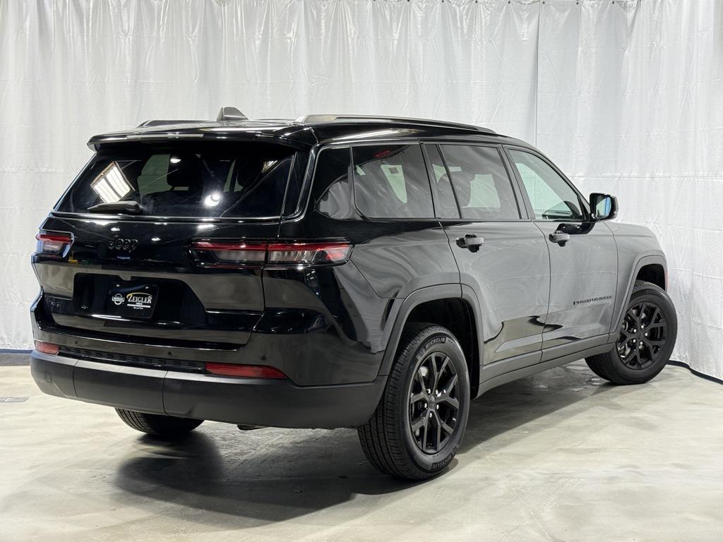used 2024 Jeep Grand Cherokee L car, priced at $32,402
