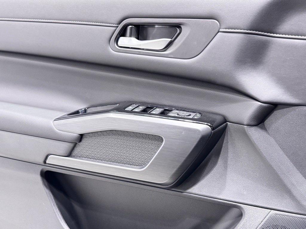 new 2026 Nissan Pathfinder car, priced at $40,797