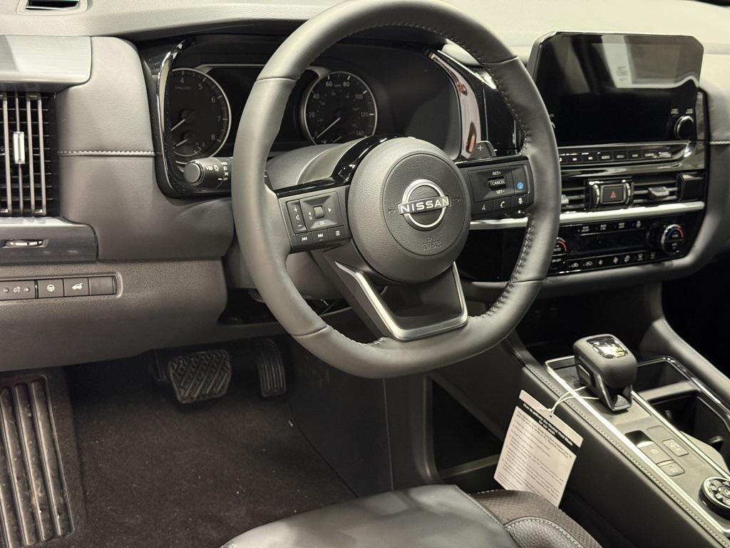 new 2025 Nissan Pathfinder car, priced at $37,097