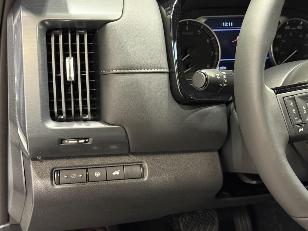 new 2025 Nissan Pathfinder car, priced at $37,097