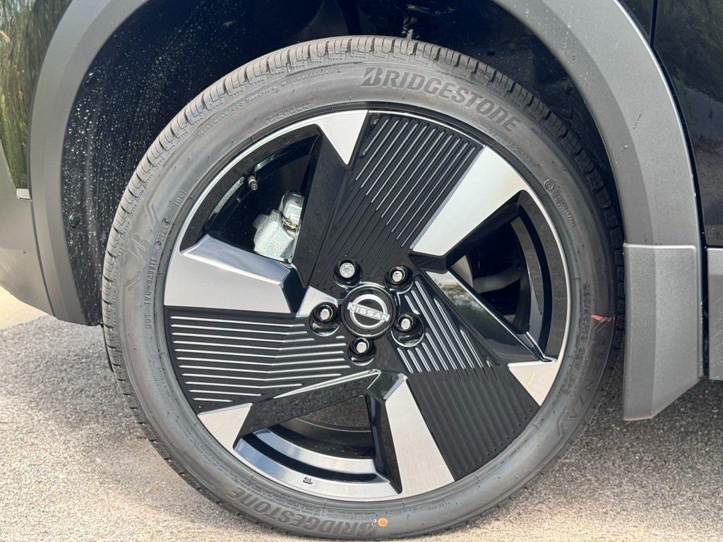 new 2026 Nissan Kicks car, priced at $27,597