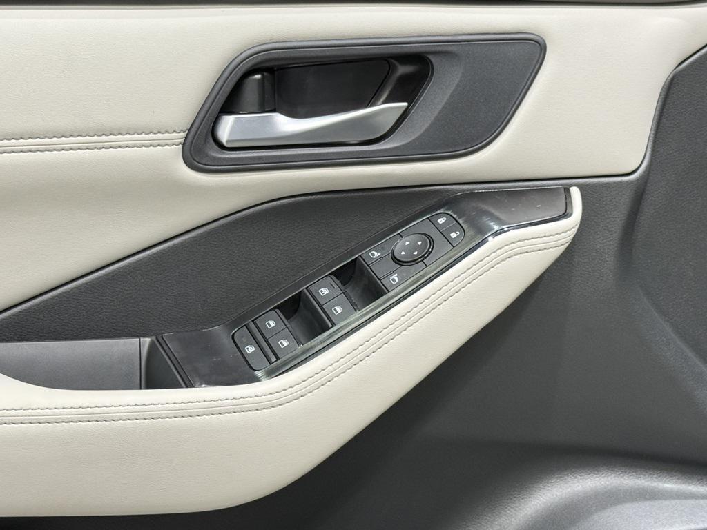 new 2026 Nissan Rogue car, priced at $31,597