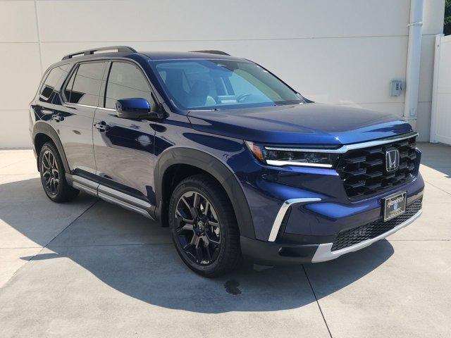 new 2025 Honda Pilot car, priced at $49,115
