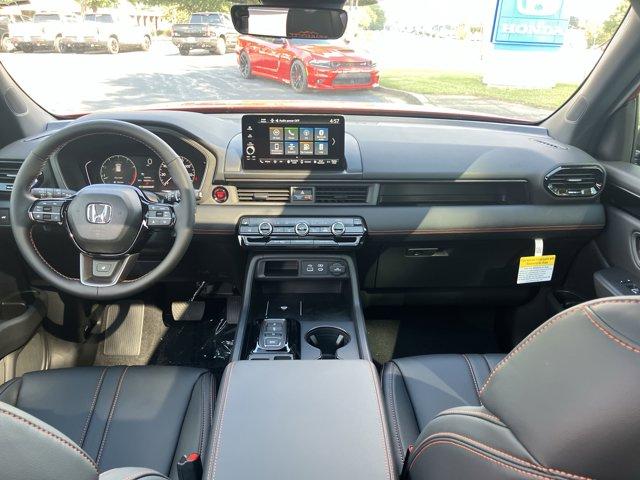 new 2025 Honda Pilot car, priced at $48,782