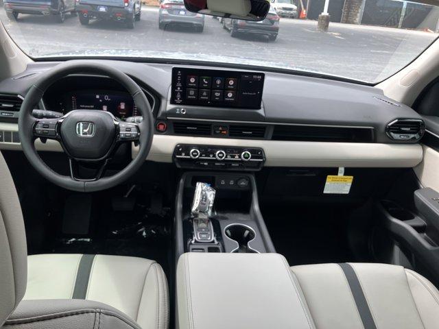 new 2026 Honda Pilot car, priced at $43,419