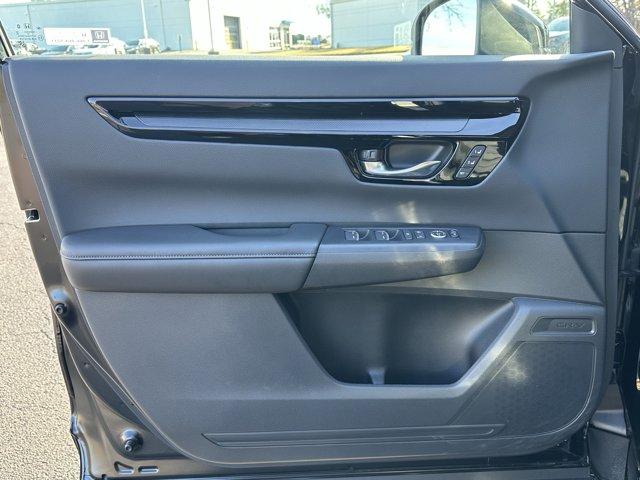 used 2025 Honda CR-V car, priced at $35,959