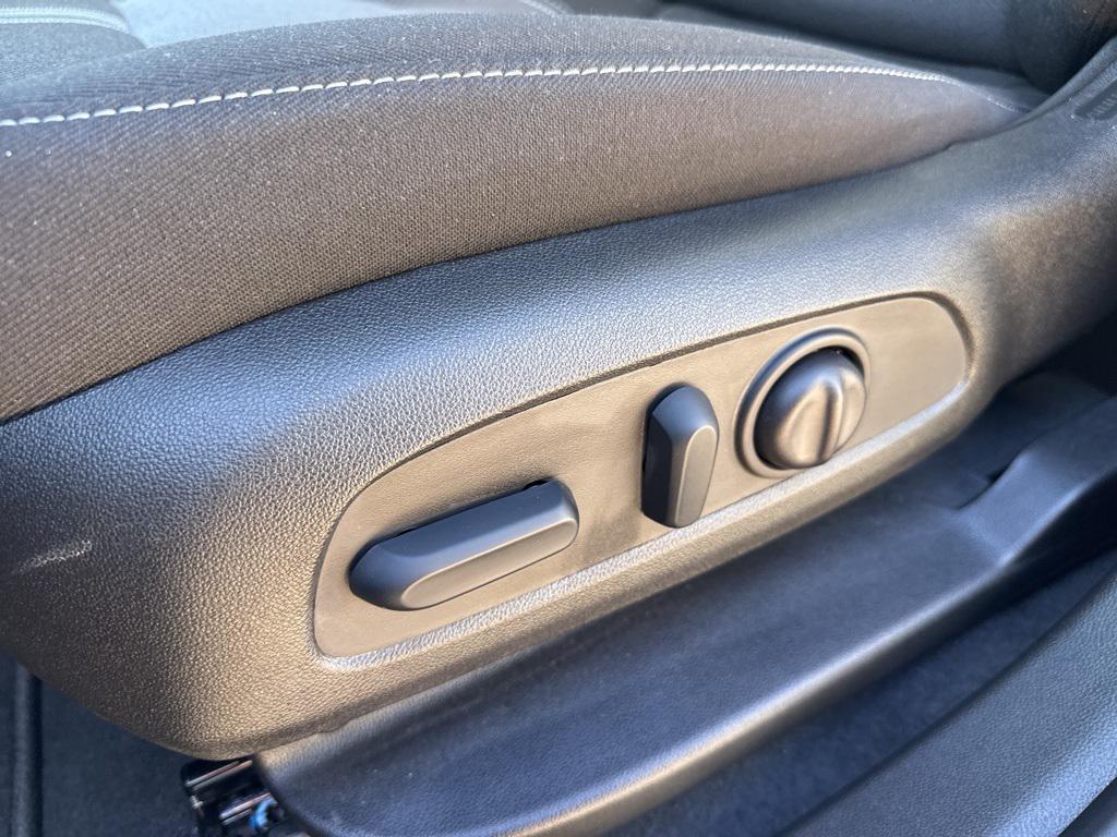 used 2025 Chevrolet Blazer car, priced at $34,999