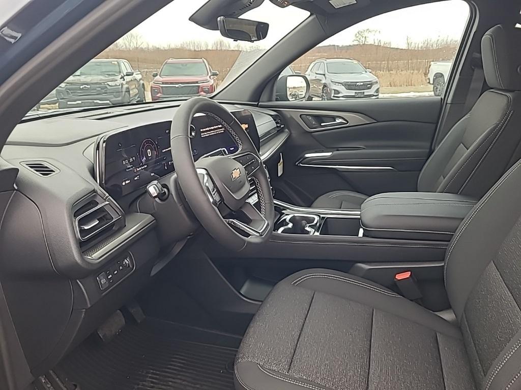 new 2026 Chevrolet Traverse car, priced at $47,171