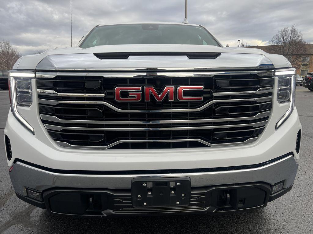 used 2022 GMC Sierra 1500 car, priced at $42,988