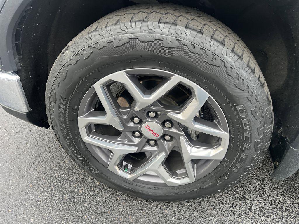 used 2022 GMC Sierra 1500 car, priced at $42,988