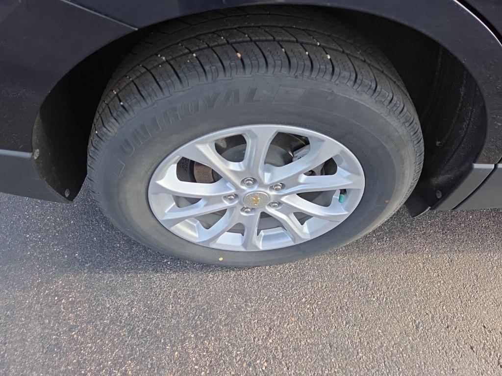 used 2021 Chevrolet Equinox car, priced at $17,928