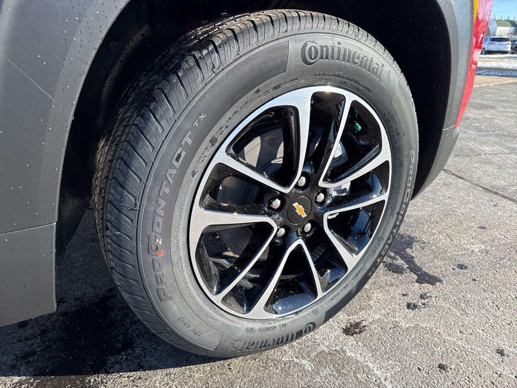 new 2026 Chevrolet TrailBlazer car, priced at $28,930