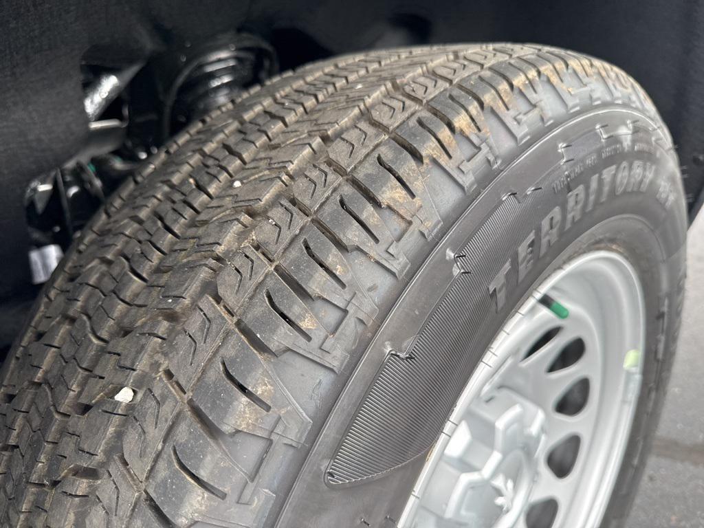 new 2025 Chevrolet Colorado car, priced at $31,560