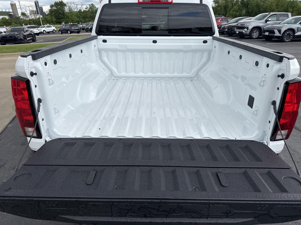 new 2025 Chevrolet Colorado car, priced at $31,560